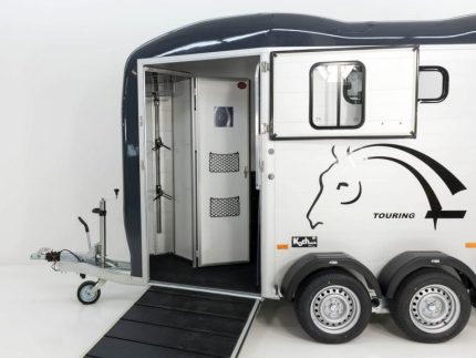Pferd Freiheit Pferdeanhänger Touring Country / Anthrazit